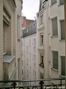 Paris 2 Zimmer wohnungsvermietung - schlafzimmer 1 (PA-2309) photo 4 von 4