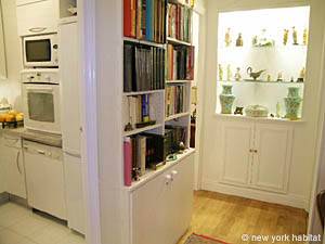 Paris 1 Bedroom apartment - bathroom 1 (PA-2309) photo 1 of 4
