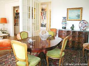 Paris 1 Bedroom apartment - bedroom 1 (PA-2309) photo 2 of 7