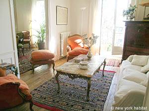 Paris 1 Bedroom apartment - bedroom 1 (PA-2309) photo 1 of 7