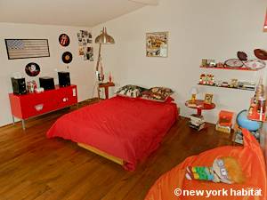 Parigi 2 Camere da letto - Loft - Triplex appartamento - camera 2 (PA-2332) photo 1 di 4 Parigi 2 Camere da letto - Loft - Triplex appartamento - camera 2 (PA-2332) photo 1 di 4