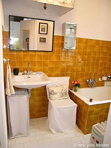 Paris Studio/T1 logements location appartements - salle d'eau 1 (PA-2340) photo 1 de 8