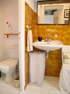 Paris Studio/T1 logements location appartements - salle d'eau 1 (PA-2340) photo 8 de 8