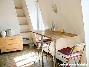 Paris Studio T1 logement location appartement - séjour (PA-2360) photo 4 sur 12 Paris Studio T1 logement location appartement - séjour (PA-2360) photo 4 sur 12
