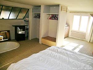 Paris 2 Bedroom accommodation - bedroom 1 (PA-2365) photo 4 of 8