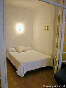 Paris T2 logements location appartements - chambre (PA-2375) photo 1 de 3