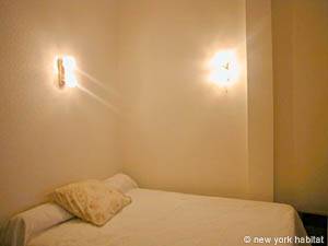 Paris T2 logements location appartements - chambre (PA-2375) photo 2 de 3