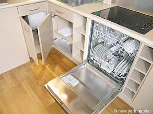 Paris 1 Bedroom apartment - kitchen (PA-2386) photo 3 of 4