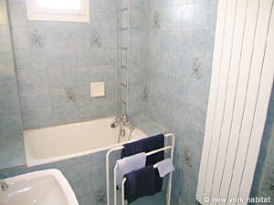 Paris T2 logements location appartements salle d'eau photo 18