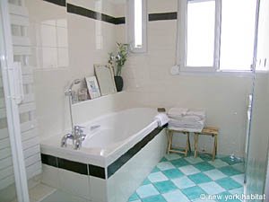 Paris 2 Bedroom accommodation - bathroom 1 (PA-2393) photo 1 of 5