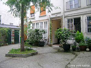 Paris T2 logements location appartements - s&eacute;jour (PA-2407) photo 2 de 7