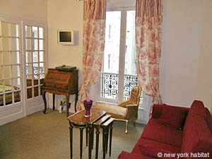 Paris 1 Bedroom apartment - living room (PA-2410) photo 1 of 8