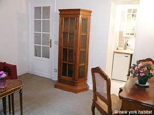 Paris 1 Bedroom apartment - living room (PA-2410) photo 7 of 8