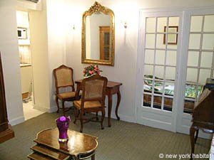 Paris 1 Bedroom apartment - living room (PA-2410) photo 8 of 8