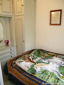 Paris 1 Bedroom apartment - bedroom (PA-2410) photo 1 of 5