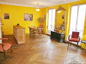 Paris 3 Bedrooms accommodation living room photo 4
