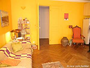 Paris 3 Bedrooms accommodation living room photo 11