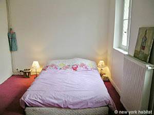 Paris 3 Bedrooms accommodation bedroom 1 photo 12