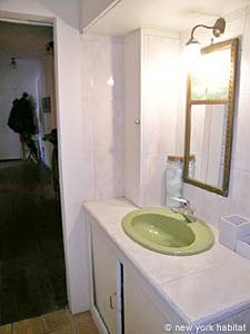 Paris 3 Bedrooms accommodation bathroom 1 photo 27