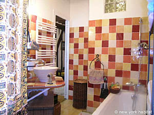 Par&iacute;s 4 Dormitorios - D&uacute;plex alojamiento - ba&ntilde;o 2 (PA-2426) photo 3 de 3