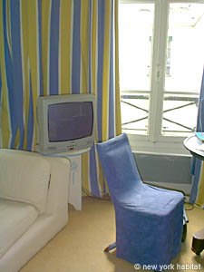 Paris Studio accommodation - living room (PA-2448) photo 7 of 7