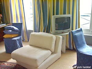 Paris Studio accommodation - living room (PA-2448) photo 6 of 7