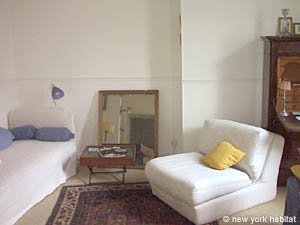 Paris Studio accommodation - living room (PA-2448) photo 5 of 7