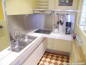 Paris 1 Bedroom apartment - kitchen (PA-2450) photo 2 of 4