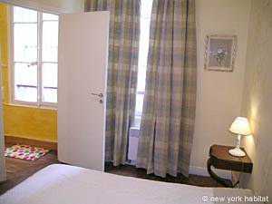 Paris 1 Bedroom apartment - bedroom (PA-2450) photo 2 of 5