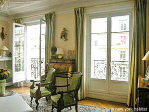 Paris 3 Bedroom accommodation - living room (PA-2459) photo 5 of 29