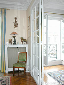Paris 3 Bedroom accommodation - living room (PA-2459) photo 18 of 29