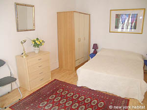 Paris T2 appartements location vacances - chambre (PA-2469) photo 1 de 6