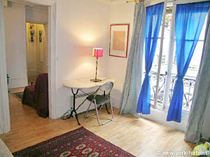 Paris T2 appartements location vacances - chambre (PA-2469) photo 3 de 6