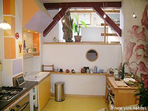 Paris T4 - Loft logement location appartement - cuisine (PA-2472) photo 3 sur 5