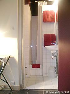 Paris Studio apartment - bathroom (PA-2486) photo 1 of 5