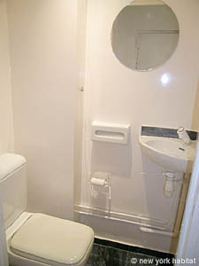 Paris T3 appartements location vacances - salle d'eau 2 (PA-2488) photo 1 de 2