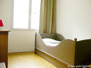 Paris T3 appartements location vacances - chambre 2 (PA-2504) photo 2 de 7
