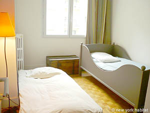 Paris T3 appartements location vacances - chambre 2 (PA-2504) photo 4 de 7