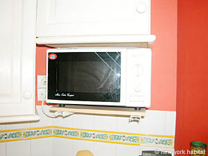 Paris 1 Bedroom accommodation - kitchen (PA-2517) photo 4 of 4