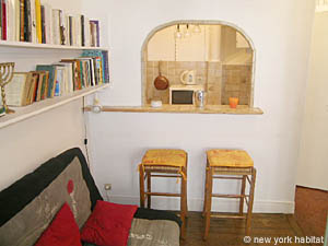 Paris 1 Bedroom - Duplex apartment living room photo 6