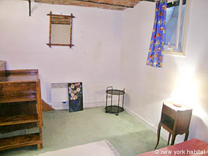Paris 1 Bedroom - Duplex apartment bedroom photo 13
