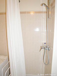 Paris Studiowohnung wohnungsvermietung - badezimmer (PA-2558) photo 2 von 2