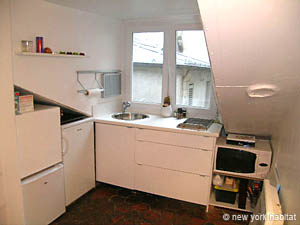 Paris Studio accommodation - kitchen (PA-2595) photo 2 of 7