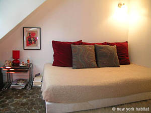 Paris Studio accommodation - living room (PA-2595) photo 3 of 11