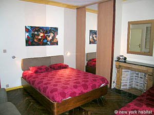 Paris 1 Bedroom accommodation - bedroom (PA-2596) photo 3 of 7