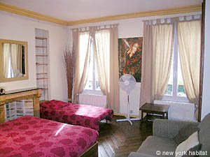 Paris 1 Bedroom accommodation - bedroom (PA-2596) photo 1 of 7