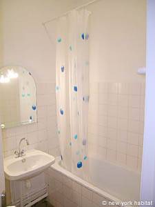 Paris Studio/T1 logements location appartements - salle d'eau (PA-2610) photo 1 de 4