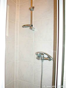 Paris Studio/T1 appartements location vacances - salle d'eau (PA-2615) photo 5 de 7