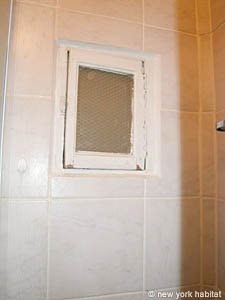 Paris Studio/T1 appartements location vacances - salle d'eau (PA-2615) photo 6 de 7