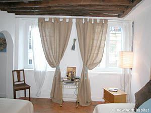 Paris 1 Bedroom accommodation - bedroom (PA-2641) photo 3 of 7